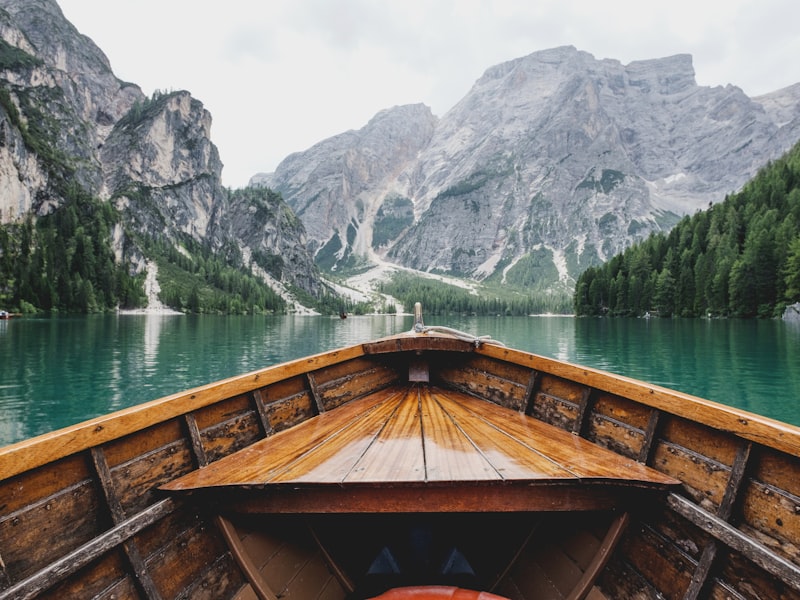 TravelNest booking app